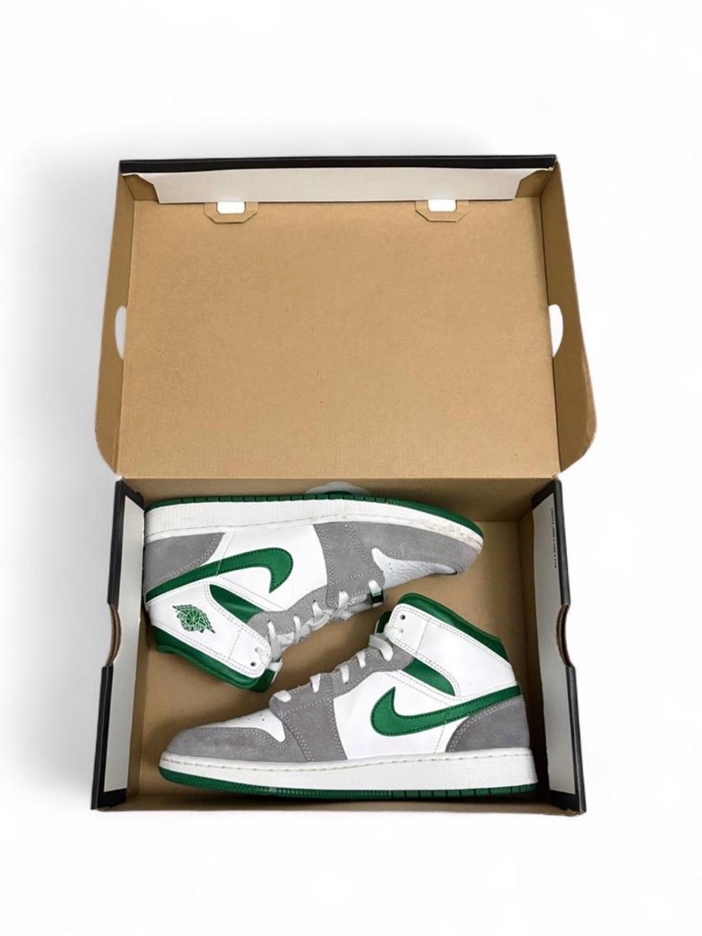 Nike Air Jordan 1 Mid SE in Green/Gray